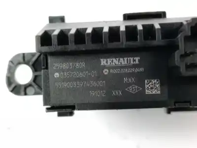Pezzo di ricambio per auto di seconda mano controllo della luce per renault clio v (b7_) 1.5 blue dci 85 (b7ag) riferimenti oem iam 259803780r  