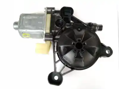 Second-hand car spare part RIGHT FRONT WINDOW MOTOR for VOLKSWAGEN T-ROC (A11, D11)  OEM IAM references 5Q0959801A  
