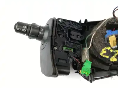Pezzo di ricambio per auto di seconda mano comando multifunzione per renault scénic ii (jm0/1_) 1.5 dci (jm0f) riferimenti oem iam 8200127727  
