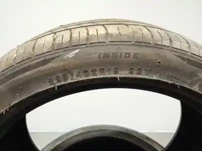 Pièce détachée automobile d'occasion pneu pour bmw 1 (e81) 120 d références oem iam 225/40 r18 92y  2422