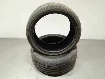 Pièce détachée automobile d'occasion Pneu pour BMW 1 (E81) 120 d Références OEM IAM 215/40 R18 89Y  3921