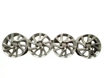 Peça sobressalente para automóvel em segunda mão jogo de jantes por toyota auris (_e18_) 1.8 hybrid (zwe186_) referências oem iam 