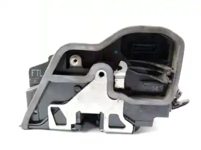 Second-hand car spare part left front door lock for bmw 3 (e90) 330 d oem iam references 7202143  