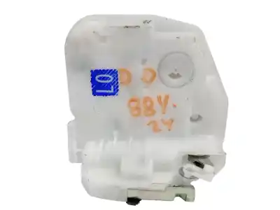 Recambio de automóvil de segunda mano de CERRADURA PUERTA DELANTERA DERECHA para MITSUBISHI ASX (GA_W_)  referencias OEM IAM 5715A728  