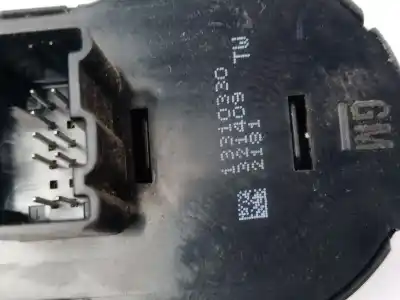 Pezzo di ricambio per auto di seconda mano controllo della luce per opel corsa d (s07) 1.3 cdti (l08, l68) riferimenti oem iam 13310330  
