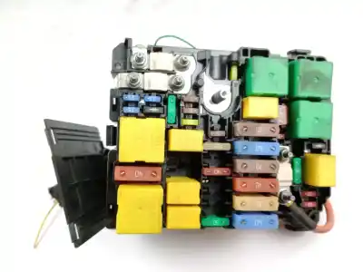 Pièce détachée automobile d'occasion BOÎTES À FUSIBLES pour PEUGEOT 308 II (LB_, LP_, LW_, LH_, L3_)  Références OEM IAM 9804848580  
