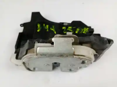 Peça sobressalente para automóvel em segunda mão fechadura da porta dianteira direita por peugeot 4007 (vu_, vv_) 2.2 hdi referências oem iam 9136cq