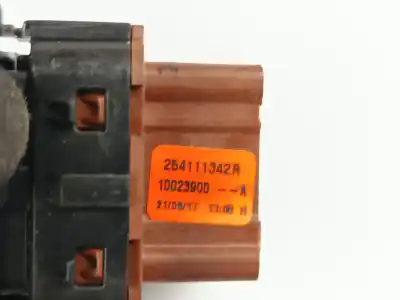 Pièce détachée automobile d'occasion commande de lève vitre avant gauche pour dacia duster (hs_) 1.2 tce 125 4x4 références oem iam 254111342r  