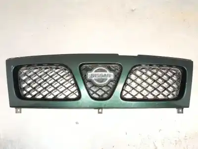 Peça sobressalente para automóvel em segunda mão grelha frontal por nissan terrano ii (r20) 2.7 tdi 4wd referências oem iam 