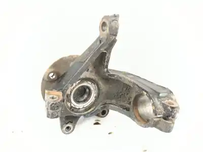 Pièce détachée automobile d'occasion moyeu de roue avant gauche pour peugeot 205 ii (20a/c) 1.7 diesel références oem iam   