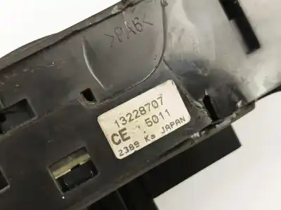 Second-hand car spare part left front power window switch for opel astra h (a04) 1.4 (l48) oem iam references 13228707  