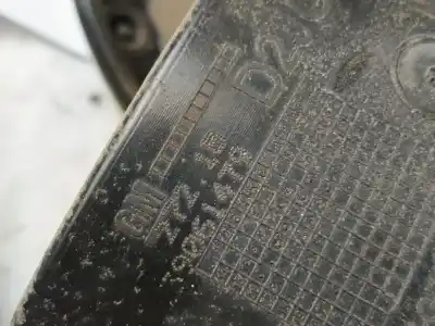 Автозапчастина б/у зовнішній пливний колпак для opel astra k (b16) 1.4 turbo (68) посилання на oem iam 39061479  