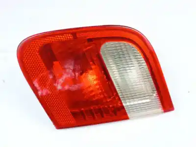 Pièce détachée automobile d'occasion FEU ARRIÈRE GAUCHE INTÉRIEUR pour BMW 3 (E46) 320 I Références OEM IAM 8364924  