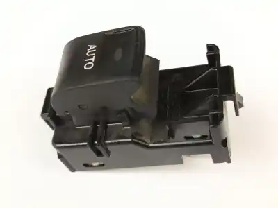 Peça sobressalente para automóvel em segunda mão BOTÃO / INTERRUPTOR ELEVADOR VIDRO TRASEIRO ESQUERDO por TOYOTA LAND CRUISER PRADO (_J15_) 2.8 D-4D (GDJ155, GDJ150) Referências OEM IAM 8481030220  
