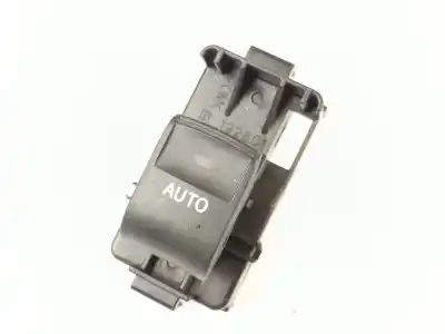 Peça sobressalente para automóvel em segunda mão botão / interruptor elevador vidro traseiro direito por toyota auris (_e15_) 1.4 d-4d (nde150_) referências oem iam 8481002130
