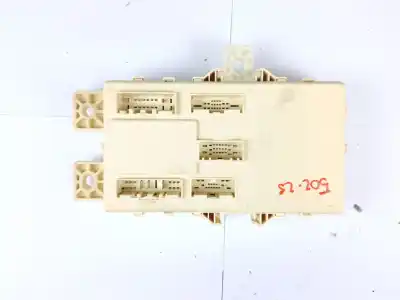 Автозапчасти б/у блок реле/предохранителей за ssangyong tivoli 1.5 ссылки oem iam 8215335031  