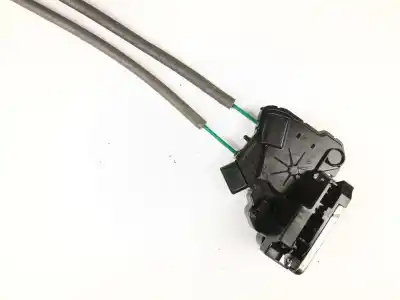 Автозапчасти б/у замок задней левой двери за ssangyong tivoli 1.5 ссылки oem iam 7131035001  