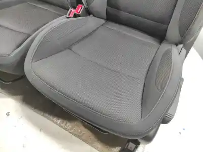 Автозапчастина б/у комплект сидів для ssangyong tivoli 1.5 посилання на oem iam   