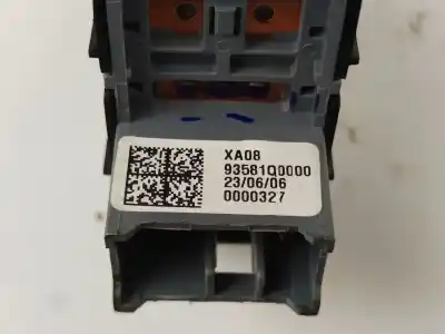 Second-hand car spare part right front power window switch for hyundai i20 iii (bc3, bi3) 1.2 oem iam references 93581q0000  