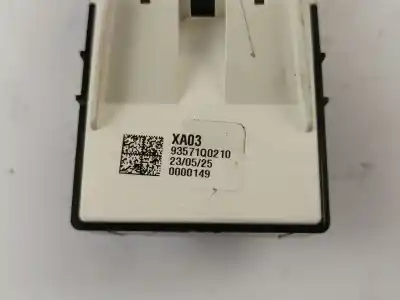 Second-hand car spare part left front power window switch for hyundai i20 iii (bc3, bi3) 1.2 oem iam references 93571q0210  