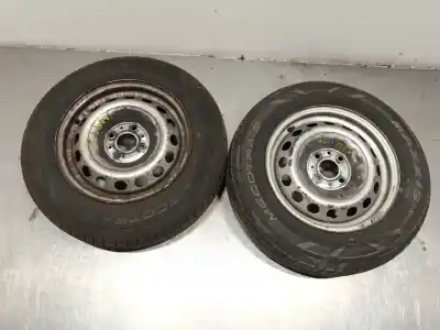 Recambio de automóvil de segunda mano de NEUMATICO para FIAT FIORINO FURGONETA/MONOVOLUMEN (225_) 1.3 D MULTIJET (225CXG1A, 225AXL1A, 225AXG11, 225BXL1A,... referencias OEM IAM 175/70 R14 88T  