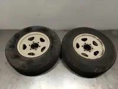 Gebrauchtes Autoersatzteil REIFEN zum MITSUBISHI PAJERO L040 OEM-IAM-Referenzen 215 R15C 112/110S  