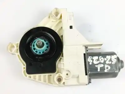 Second-hand car spare part  for AUDI Q5 (8RB)  OEM IAM references 8K0959812A  