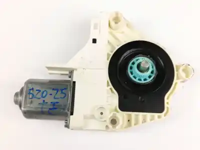 Second-hand car spare part  for AUDI Q5 (8RB)  OEM IAM references 8K0959811A  