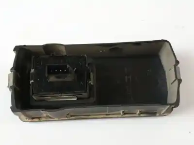 Second-hand car spare part right front power window switch for opel vectra c (z02) 2.2 dti 16v (f69) oem iam references   