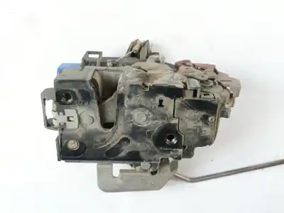 Peça sobressalente para automóvel em segunda mão fechadura da porta dianteira direita por audi a3 (8p1) 1.9 tdi referências oem iam 4e1837016  