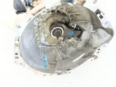 Second-hand car spare part gearbox for toyota hilux vii pick-up (_n1_, _n2_, _n3_) 2.5 d 4wd (kun25) oem iam references 330300k350 5 velocidades  Second-hand car spare part gearbox for toyota hilux vii pick-up (_n1_, _n2_, _n3_) 2.5 d 4wd (kun25) oem iam references 330300k350 5 velocidades