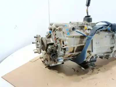 Second-hand car spare part gearbox for toyota hilux vii pick-up (_n1_, _n2_, _n3_) 2.5 d 4wd (kun25) oem iam references 330300k350 5 velocidades  Second-hand car spare part gearbox for toyota hilux vii pick-up (_n1_, _n2_, _n3_) 2.5 d 4wd (kun25) oem iam references 330300k350 5 velocidades