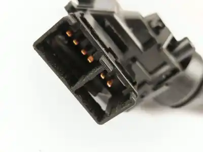 Second-hand car spare part windshiel wiper switch for toyota hilux vii pick-up (_n1_, _n2_, _n3_) 2.5 d 4wd (kun25) oem iam references 0k06117f555   Second-hand car spare part windshiel wiper switch for toyota hilux vii pick-up (_n1_, _n2_, _n3_) 2.5 d 4wd (kun25) oem iam references 0k06117f555