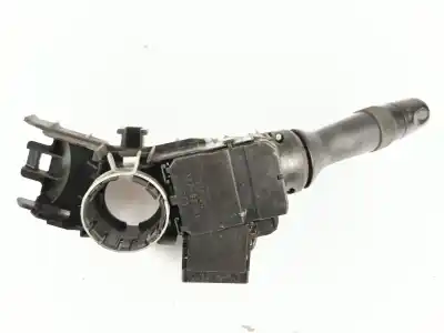 Second-hand car spare part headlights switch for toyota hilux vii pick-up (_n1_, _n2_, _n3_) 2.5 d 4wd (kun25) oem iam references 5216117f528   Second-hand car spare part headlights switch for toyota hilux vii pick-up (_n1_, _n2_, _n3_) 2.5 d 4wd (kun25) oem iam references 5216117f528