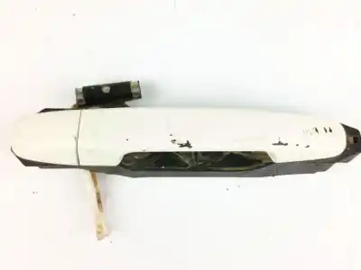 Second-hand car spare part exterior right rear door handle for toyota hilux vii pick-up (_n1_, _n2_, _n3_) 2.5 d 4wd (kun25) oem iam references 692030k020 Second-hand car spare part exterior right rear door handle for toyota hilux vii pick-up (_n1_, _n2_, _n3_) 2.5 d 4wd (kun25) oem iam references 692030k020