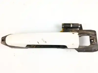 Second-hand car spare part exterior left front door handle for toyota hilux vii pick-up (_n1_, _n2_, _n3_) 2.5 d 4wd (kun25) oem iam references 6920202030 Second-hand car spare part exterior left front door handle for toyota hilux vii pick-up (_n1_, _n2_, _n3_) 2.5 d 4wd (kun25) oem iam references 6920202030