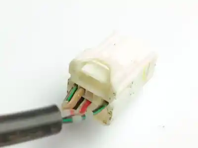 Second-hand car spare part left rearview mirror for toyota hilux vii pick-up (_n1_, _n2_, _n3_) 2.5 d 4wd (kun25) oem iam references 879610k050   Second-hand car spare part left rearview mirror for toyota hilux vii pick-up (_n1_, _n2_, _n3_) 2.5 d 4wd (kun25) oem iam references 879610k050