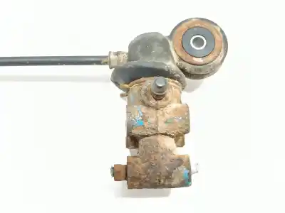 Автозапчастина б/у гальмівний розподільник для toyota hilux vii pick-up (_n1_, _n2_, _n3_) 2.5 d 4wd (kun25) посилання на oem iam   