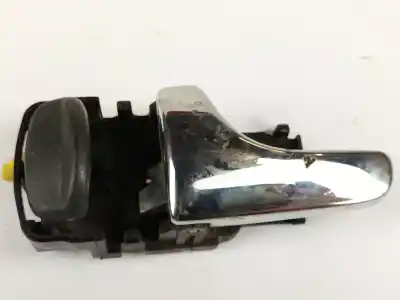 Recambio de automóvil de segunda mano de MANETA INTERIOR DELANTERA IZQUIERDA para NISSAN TERRANO II (R20) 3.0 DI 4WD referencias OEM IAM   
