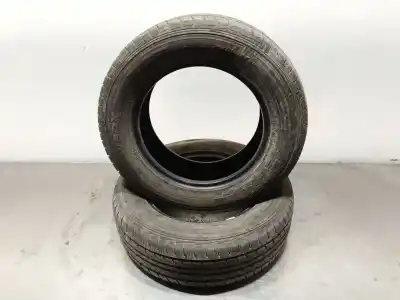 Recambio de automóvil de segunda mano de NEUMATICO para NISSAN TERRANO II (R20) 3.0 DI 4WD referencias OEM IAM 235/65 R17 104H  