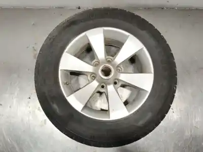 Recambio de automóvil de segunda mano de NEUMATICO REPUESTO para NISSAN TERRANO II (R20) 3.0 DI 4WD referencias OEM IAM 235/65 R17 104H  