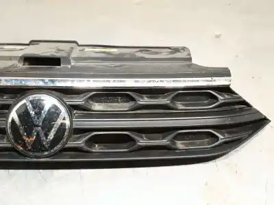 Автозапчасти б/у передняя решетка за volkswagen t-roc (a11, d11) 2.0 tdi ссылки oem iam 2ga853653h  