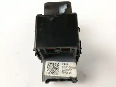 Pièce détachée automobile d'occasion commande de lève vitre arrière droit pour hyundai bayon (bc3) 1.2 mpi références oem iam 93581q0000   Pièce détachée automobile d'occasion commande de lève vitre arrière droit pour hyundai bayon (bc3) 1.2 mpi références oem iam 93581q0000