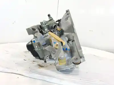 Pezzo di ricambio per auto di seconda mano riduttore per opel corsa e (x15) 1.4 (08, 68) riferimenti oem iam 24580479 5 velocidades 