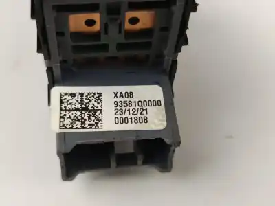 Pièce détachée automobile d'occasion commande de lève vitre avant droit pour hyundai i20 iii (bc3, bi3) 1.6 t-gdi références oem iam 96581q0000  