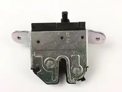 Автозапчастина б/у замок багажника / ворот для opel corsa e (x15) 1.4 (08, 68) посилання на oem iam 39021416  