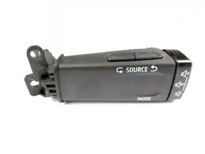 Автозапчасти б/у переключатель управления радио за RENAULT CLIO V (B7_) 1.5 BLUE DCI 85 (B7AG) ссылки OEM IAM 255520099R  