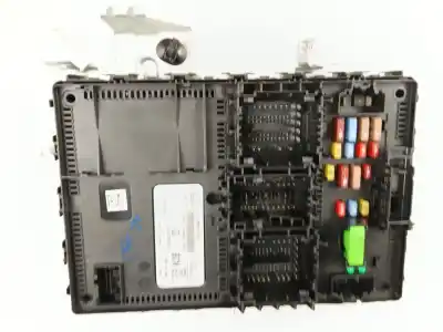 Peça sobressalente para automóvel em segunda mão caixa de fusíveis e relés por ford ecosport 1.0 ecoboost referências oem iam hu5t15604bcn