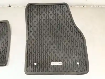 Second-hand car spare part floor mat for jaguar e-pace (x540) 2.0 d165 oem iam references j9c21686 m9cm130a88ba 