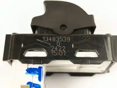 Pezzo di ricambio per auto di seconda mano comando alzacristalli posteriori destro per citroen c3 aircross ii (2r_, 2c_) 1.2 puretech 110 (2rhnzb, 2rhnzw, 2rhnpx, 2rhnpj) riferimenti oem iam 13483539  